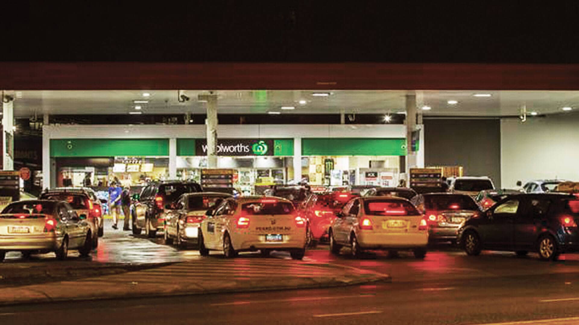 Petrol-Station-Lane-Flow-Experience